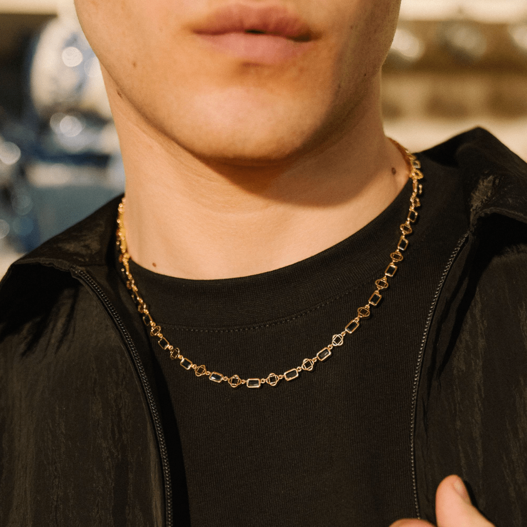 Green Gemstone Clover Necklace (Gold) - Image 7