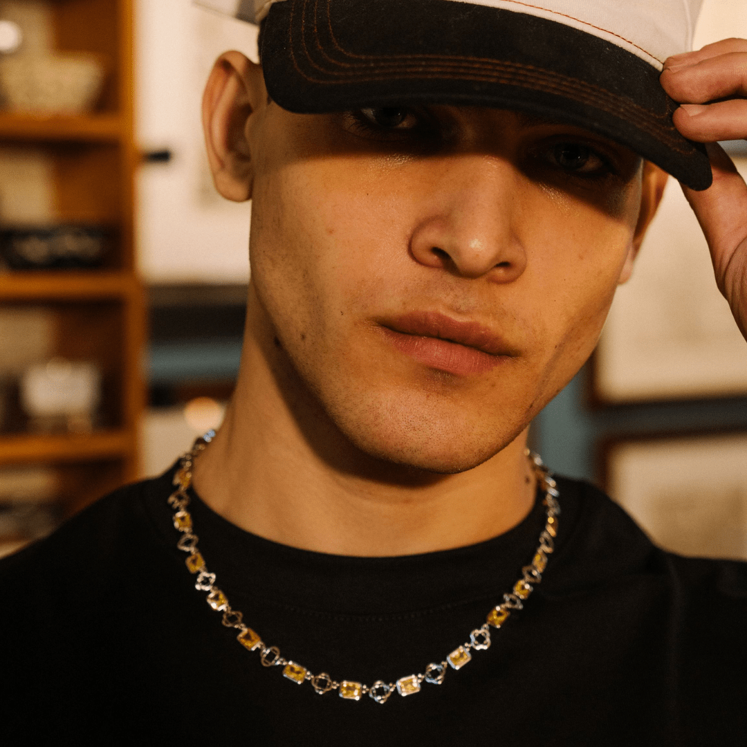 Yellow Gemstone Clover Necklace (Silver) - Image 6