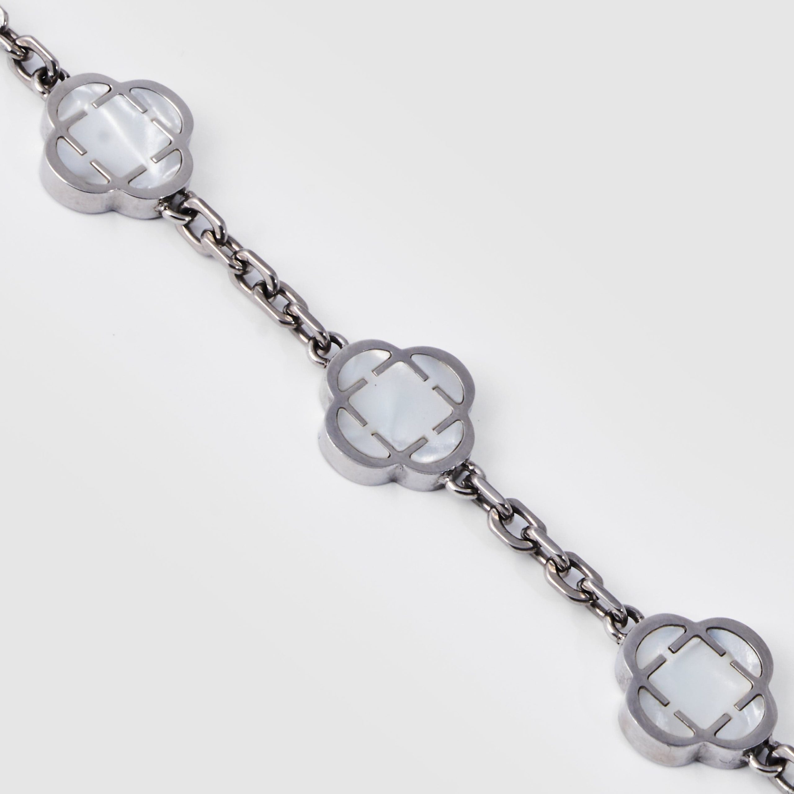 White Clover Stone Bracelet (Silver) - Image 4