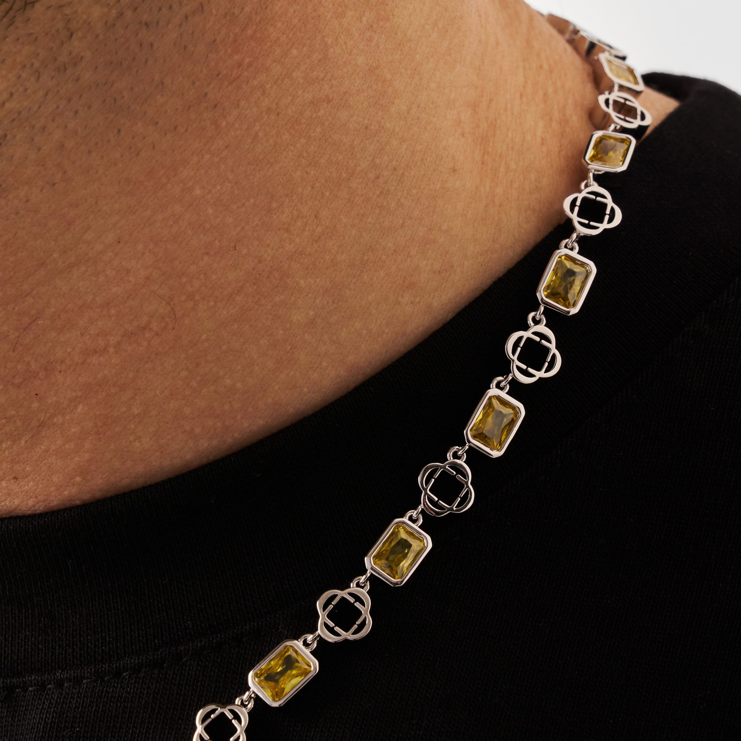 Yellow Gemstone Clover Necklace (Silver) - Image 4