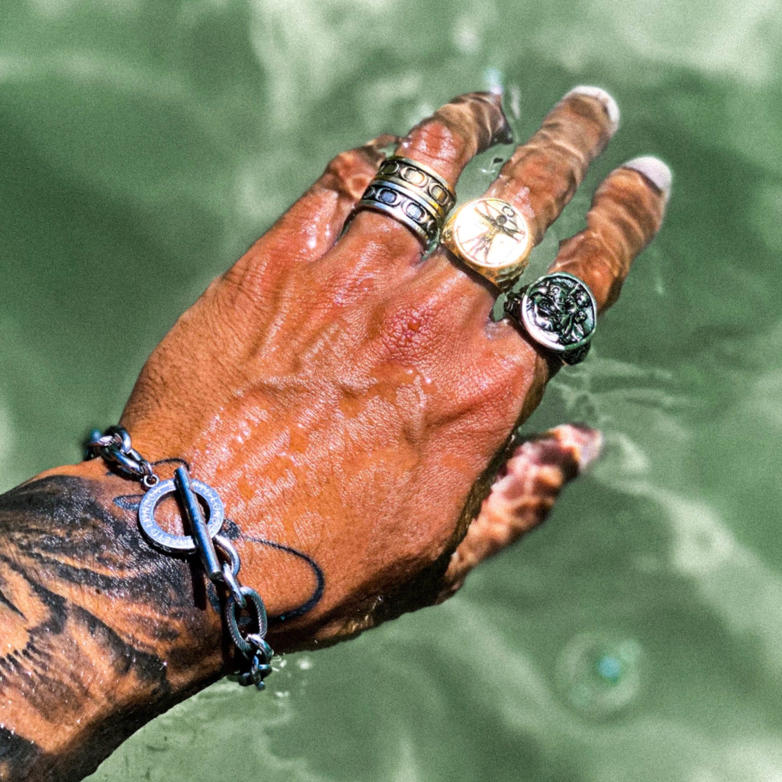 Vitruvian Ring (Gold) - Image 5