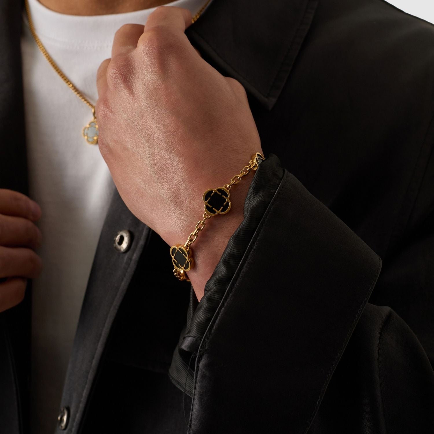 Onyx Clover Stone Bracelet (Gold) - Image 5